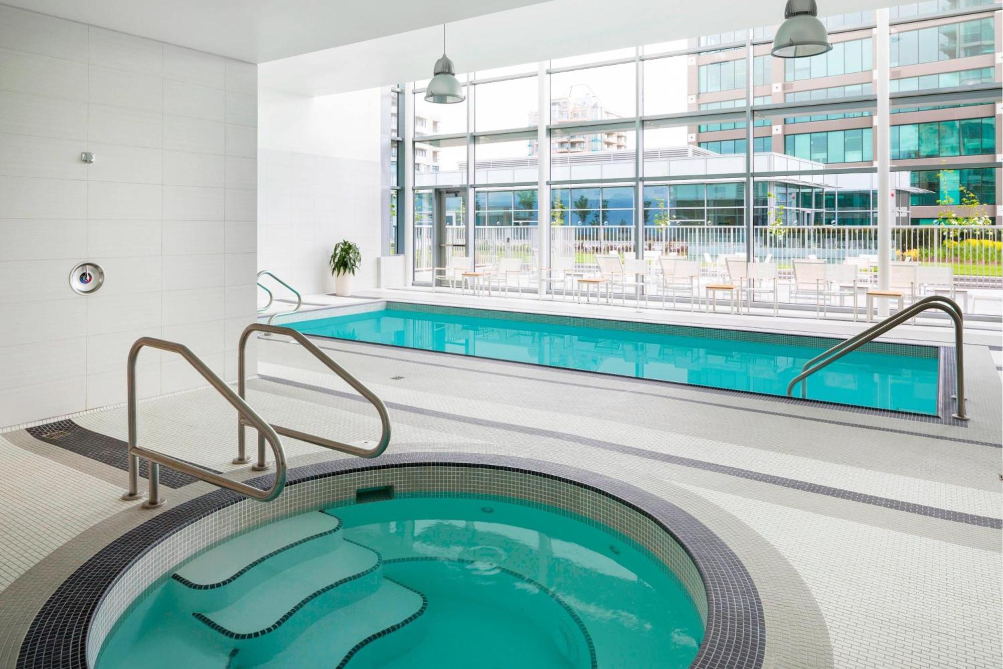 Element By Westin Vancouver Metrotown Burnaby Exterior photo